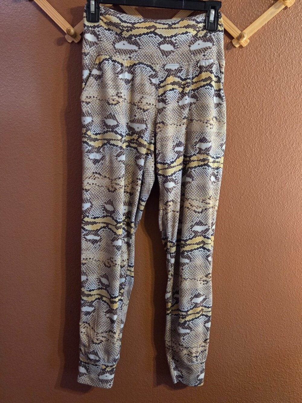 Snakeskin Print High Rise Straight Legging Joggers Animal Print